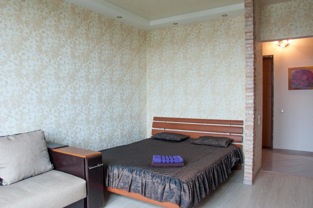 Apartment On Bogatyrskaya 6A Kiev Eksteriør billede
